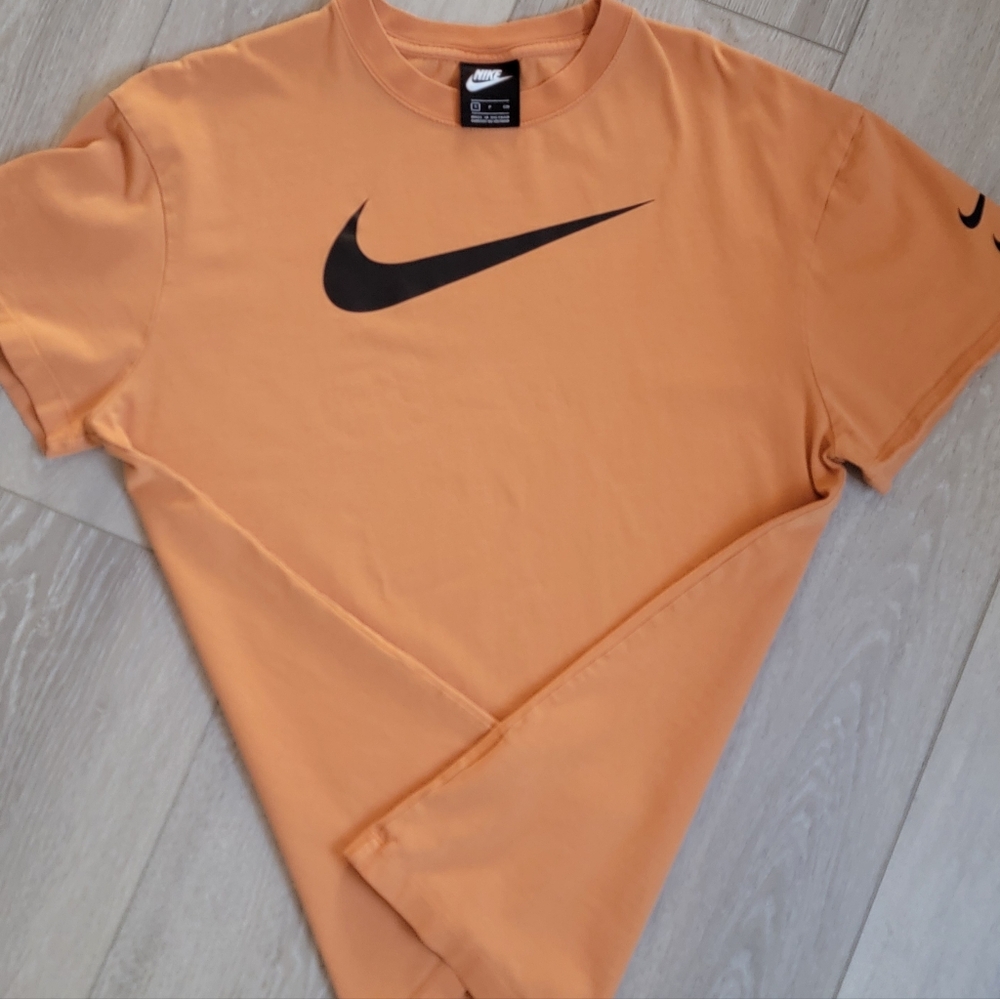 Nike Apricot Tee with Black Logo Size-S